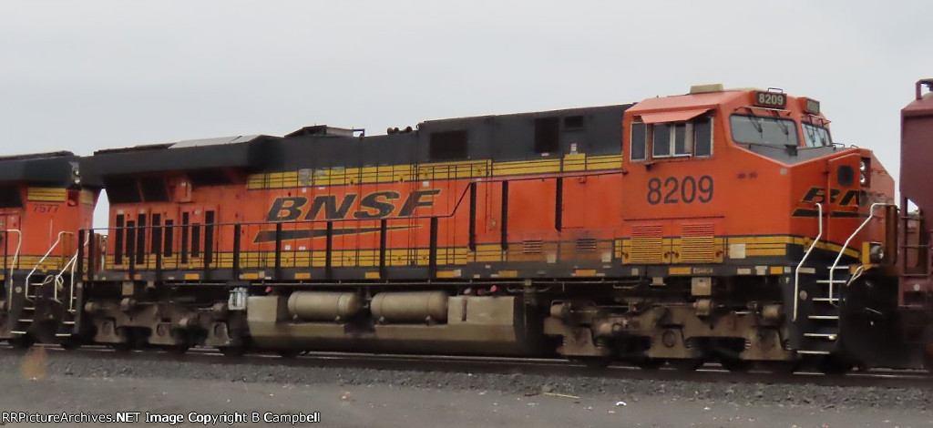 BNSF 8209